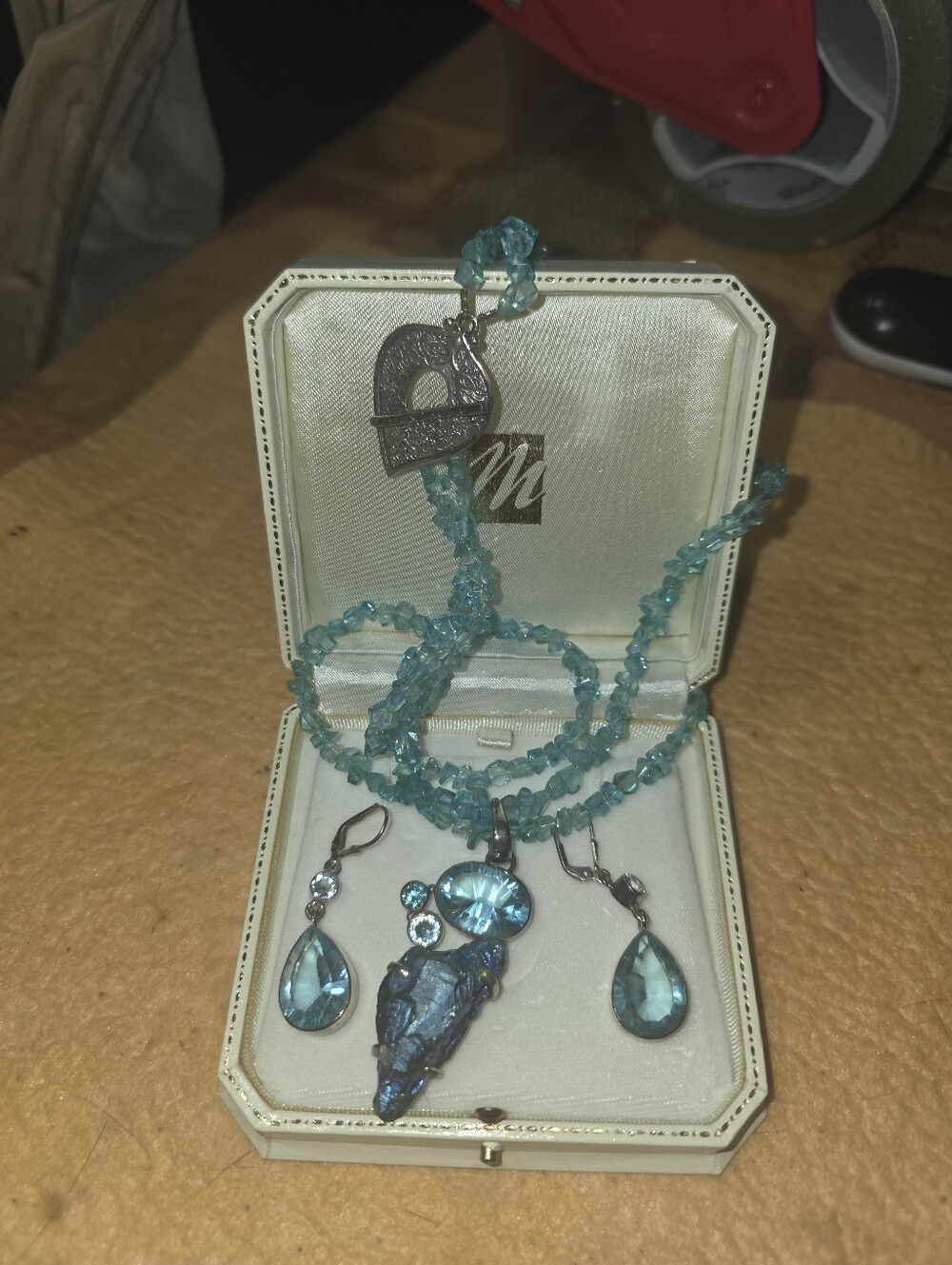 Beautiful 925 Sea Green/blue Colored necklace and earring set Vintage Style